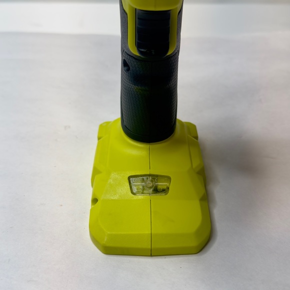 RYOBI PBLID01 18Volt One Plus HP 1/4 In. Brushless Impact Driver (Tool Only) - Picture 12 of 14